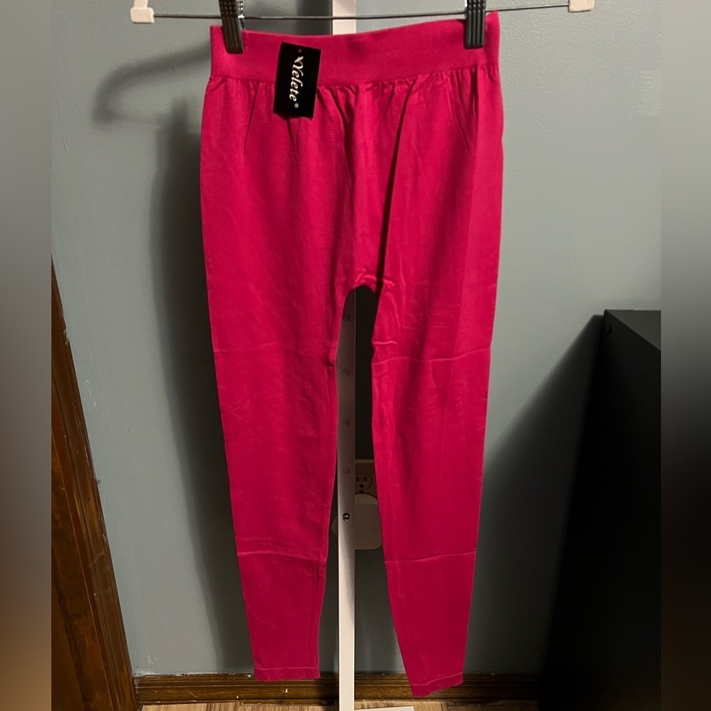 Yelete Light Weight Hot Pink Leggings One Size Fits Most like xs/small)